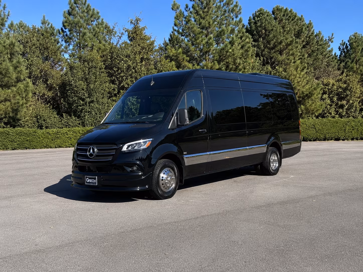 fairfield 18 passenger sprinter van