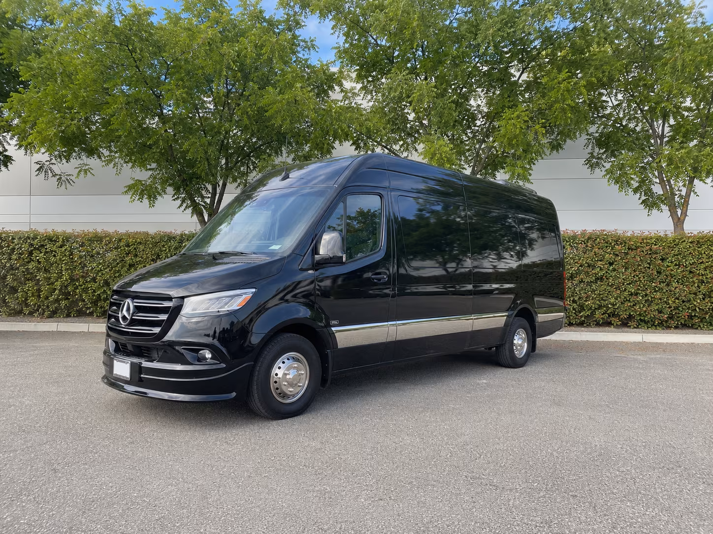 fairfield 8 passenger sprinter van